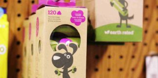 Wer keinen Hundekotbeutel dabei hat, zahlt ab sofort!